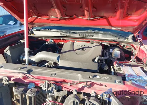 2018 Toyota Tacoma Sr5 z USA, uszkodzony, nr VIN 3TMBZ5DNXJM016402